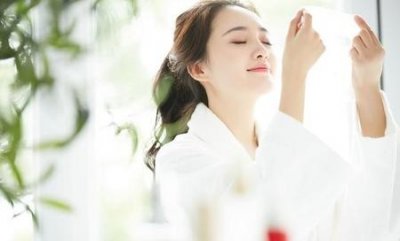 ​面膜放冰箱里好还是常温好(面膜放冰箱好还是常温保存好)