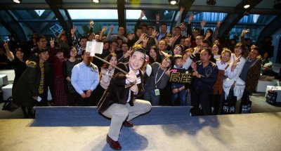 ​“老年网红”张召忠推首个收费产品 为年轻人带来更多启迪