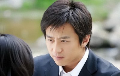 ​豪门寡妇田海蓉：40岁丧偶，富豪丈夫狱中病逝，她如今怎么样了？