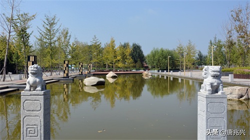 魅力辽宁 | 在营口东站候车，欣赏站前公园风景