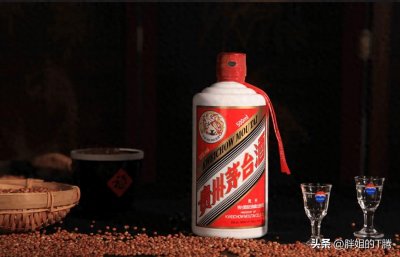 ​都出自贵州茅台镇，同为一等一名酒，究竟茅台和国台有什么区别呢