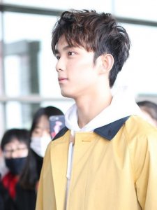 ​小鲜肉吴磊毕业了, 以表演专业全国第一成绩顺利考上北京电影学院