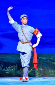​《沙家浜》选段：革命京剧中的艺术与历史交融
