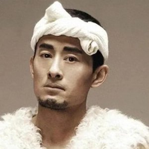​阿宝：从黄土高原到音乐殿堂的歌手传奇