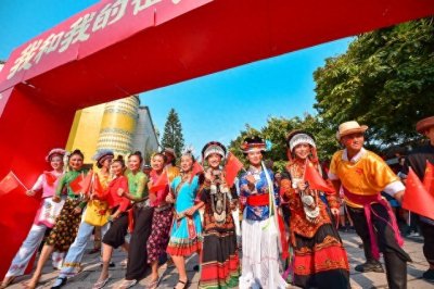 ​千年盛会焕新颜：大理三月街，一场跨越时空的民族狂欢