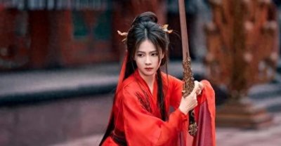 ​白鹿再扛古装大女主！《莫离》导演一出手，网友：这剧稳了