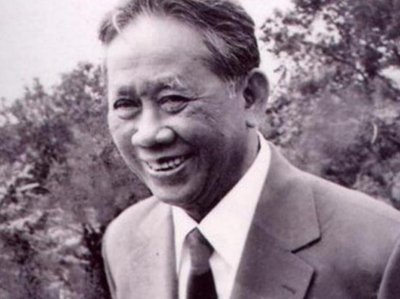​黎笋上台后，为何不走胡志明的路线，反而将矛头对准我国？