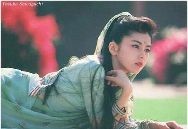 真正的川岛芳子漂亮吗（盘点日本十大美人）(14)