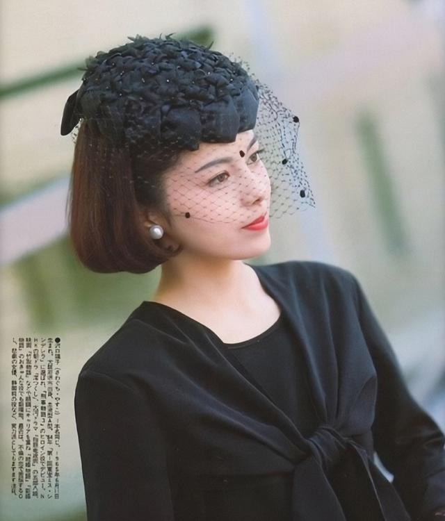 真正的川岛芳子漂亮吗（盘点日本十大美人）(11)
