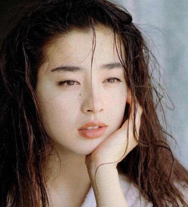 真正的川岛芳子漂亮吗（盘点日本十大美人）(52)