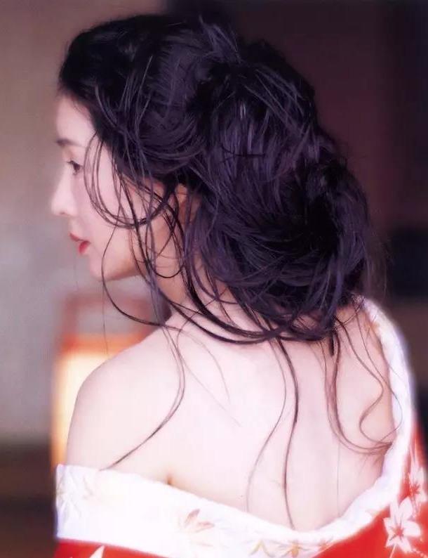 真正的川岛芳子漂亮吗（盘点日本十大美人）(35)