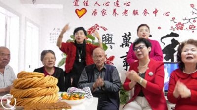 ​万人说新疆 | 阿丽亚和她的志愿队