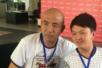 ​变形计张赢天的父亲怎么了