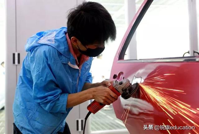 郑州汽修学校最新消息(探秘郑州北方汽修学校)(5)